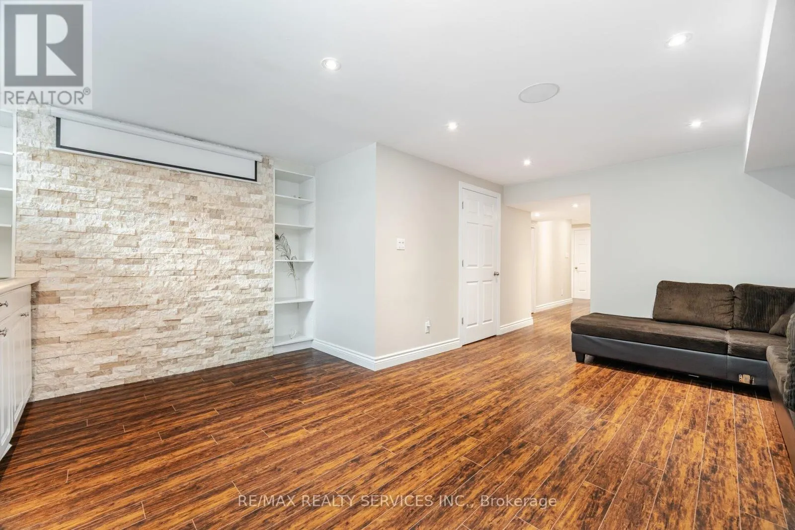 162 SUSSEXVALE DRIVE