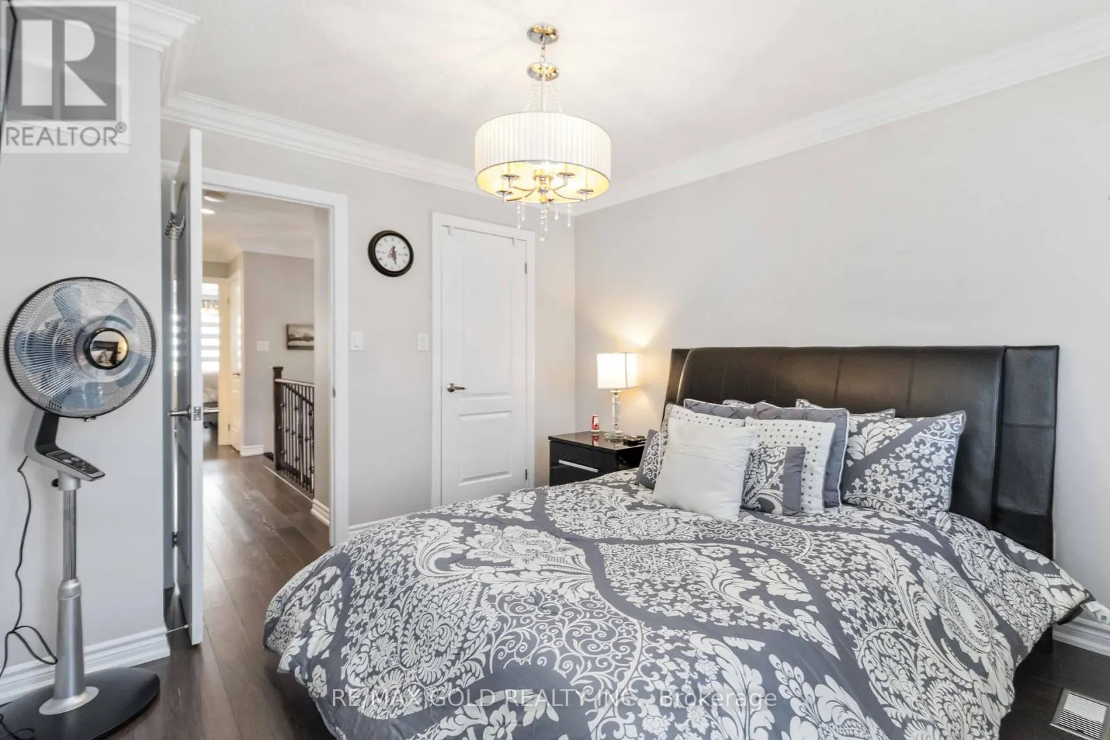 110 KEMPENFELT TRAIL