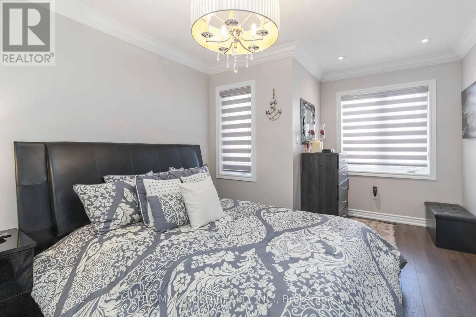 110 KEMPENFELT TRAIL