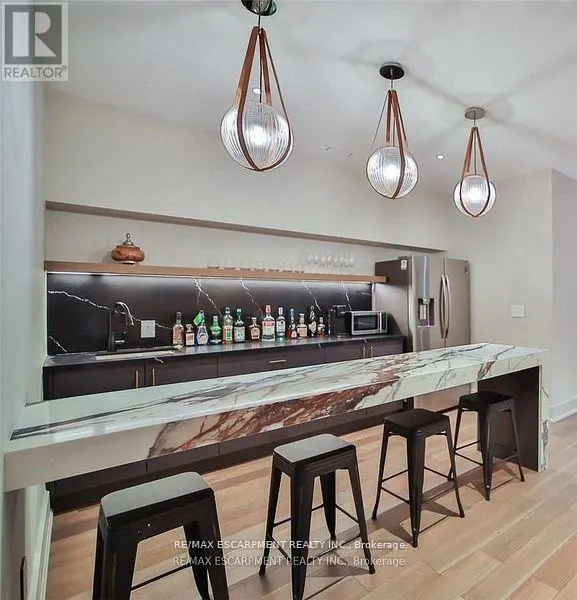 2284 SIDEROAD 1