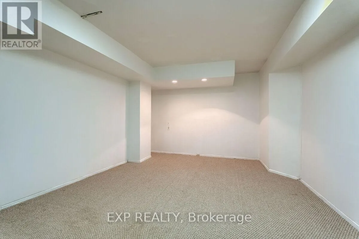 105 WARNER DRIVE