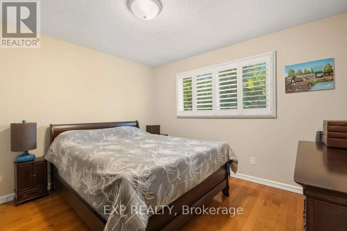 105 WARNER DRIVE