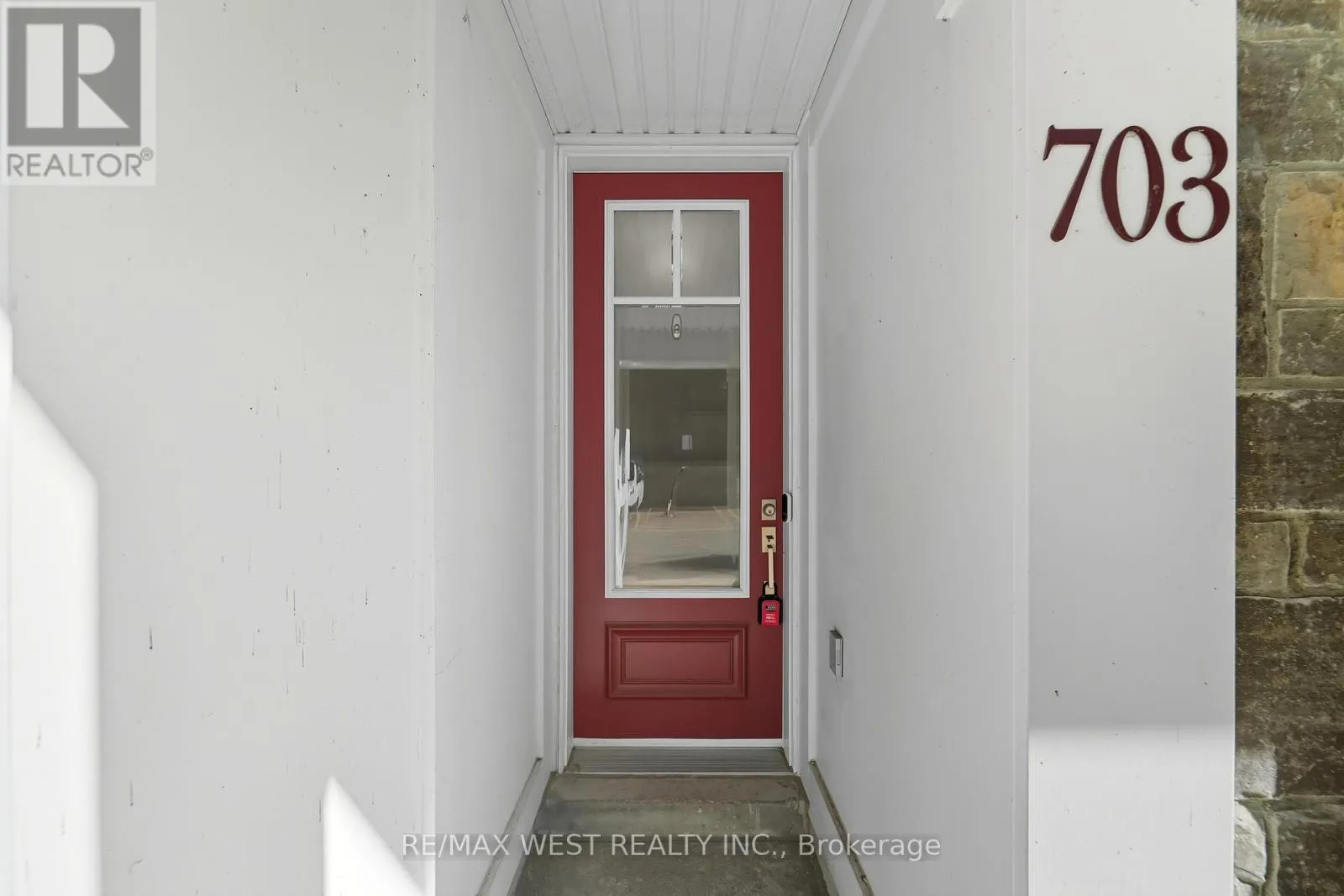 703 - 1011 DETA ROAD