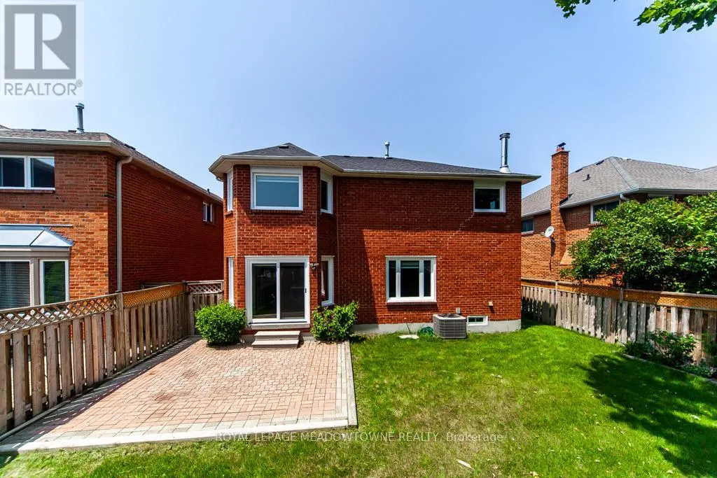 328 BRISTOL ROAD W