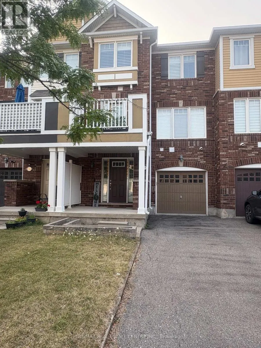 271 WOODLEY CRESCENT S