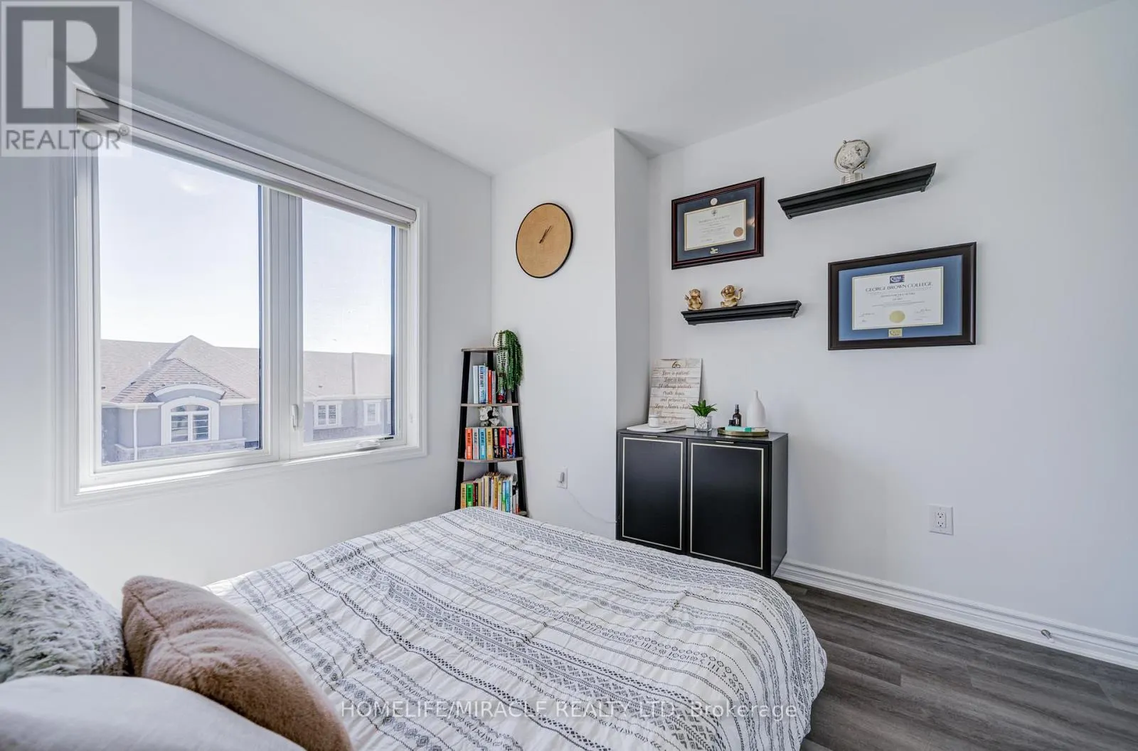 514 BELLFLOWER COURT