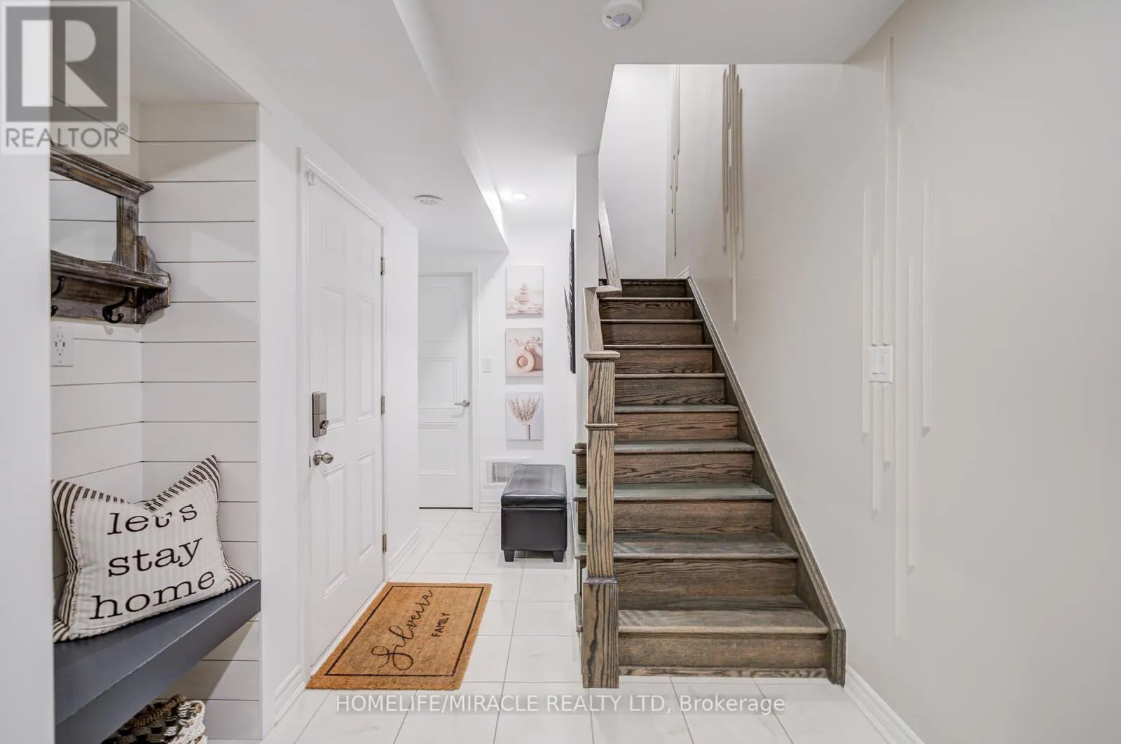 514 BELLFLOWER COURT