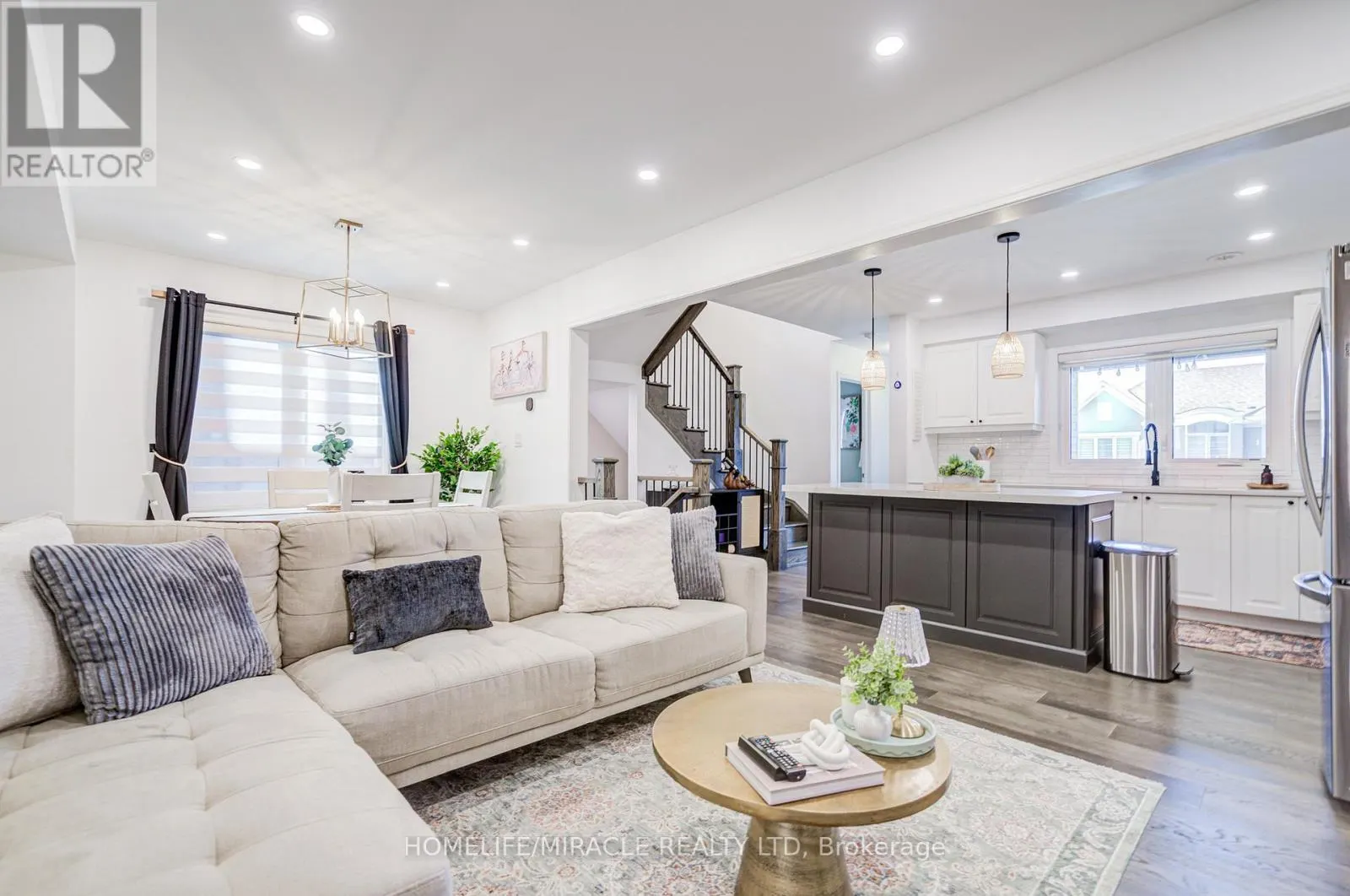514 BELLFLOWER COURT
