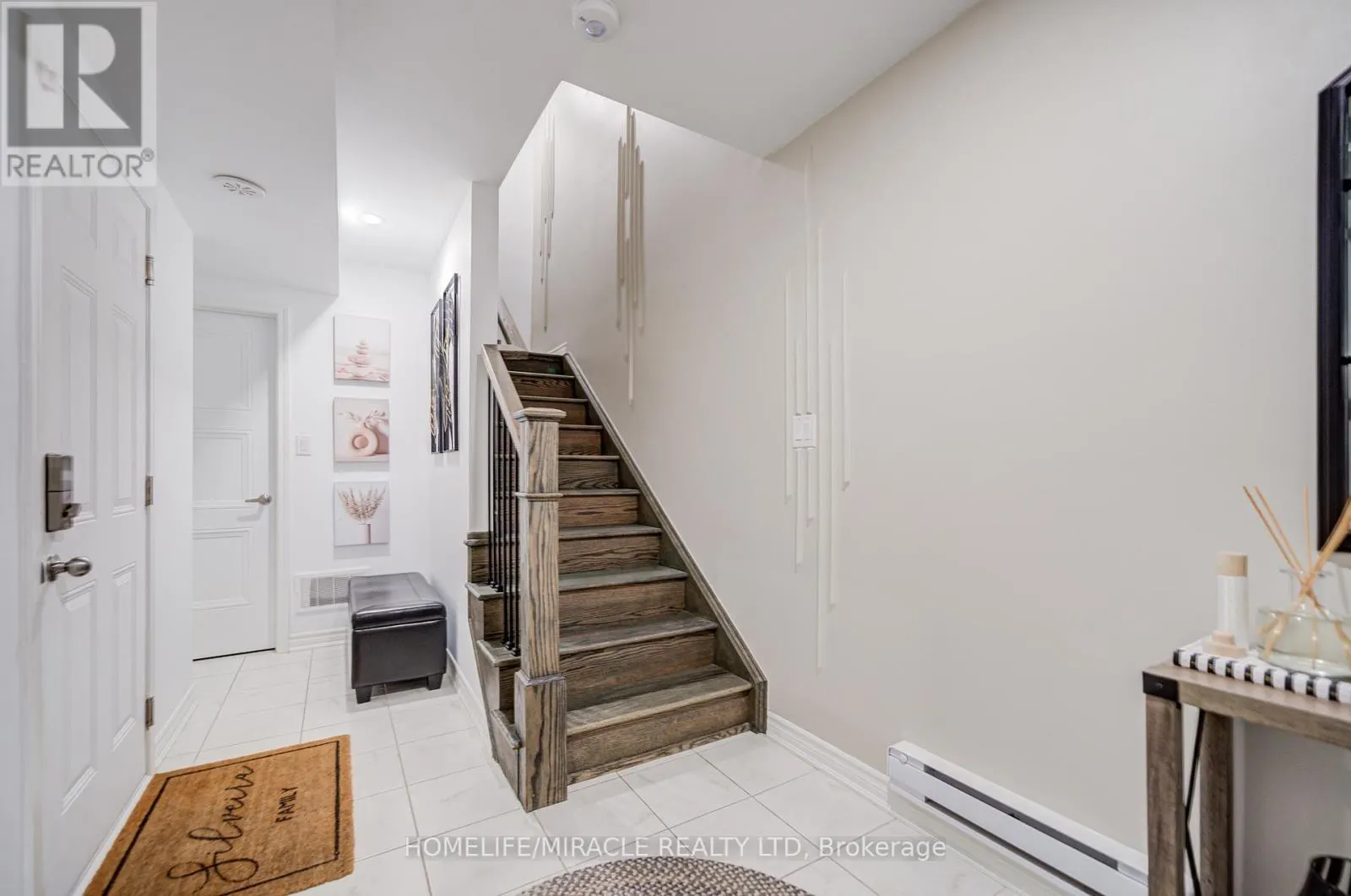 514 BELLFLOWER COURT