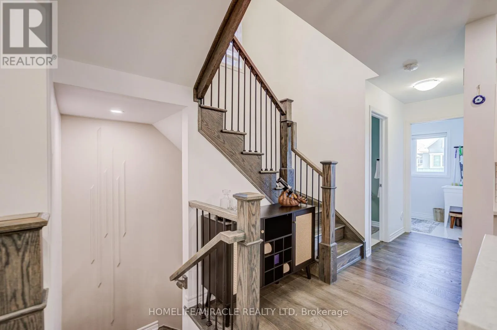 514 BELLFLOWER COURT