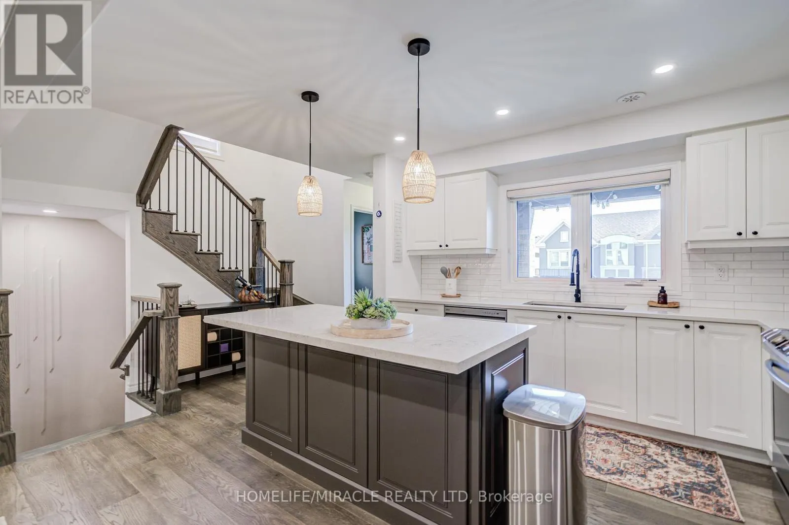 514 BELLFLOWER COURT
