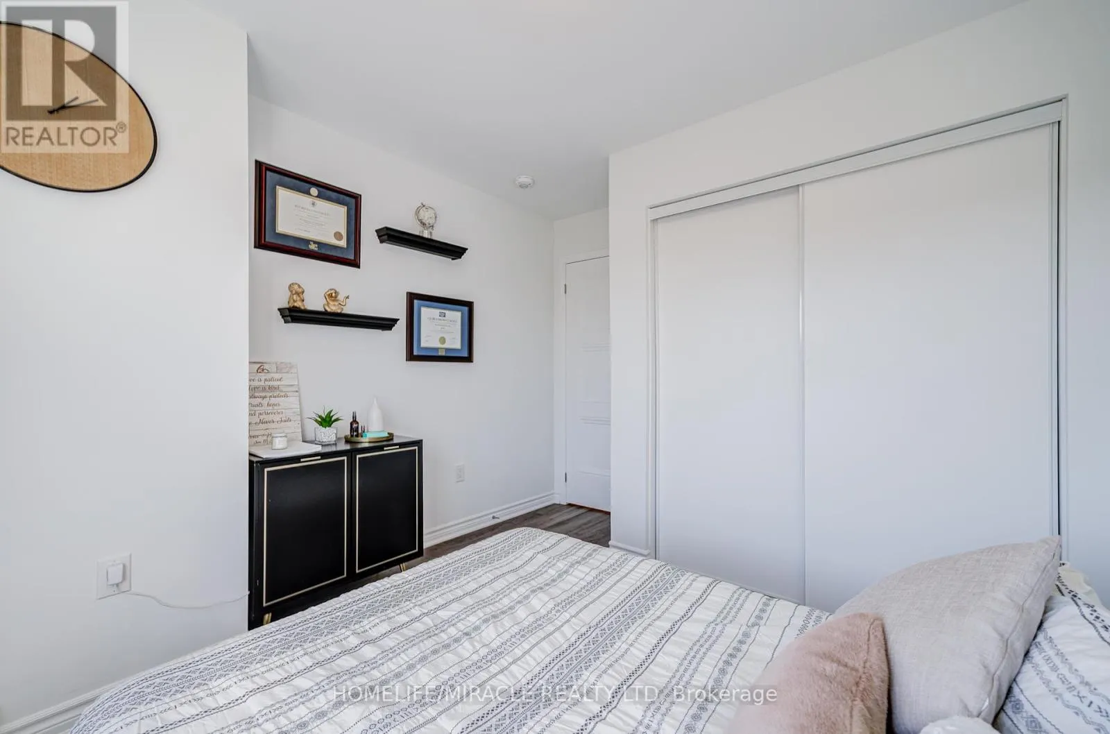 514 BELLFLOWER COURT