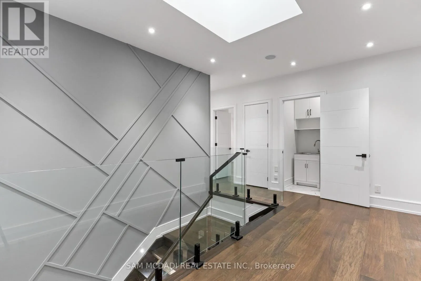 193 MATEO PLACE