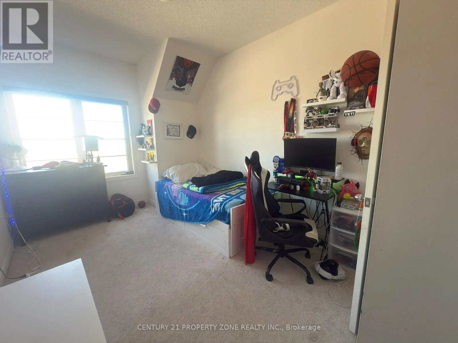 152 FRUITVALE CIRCLE