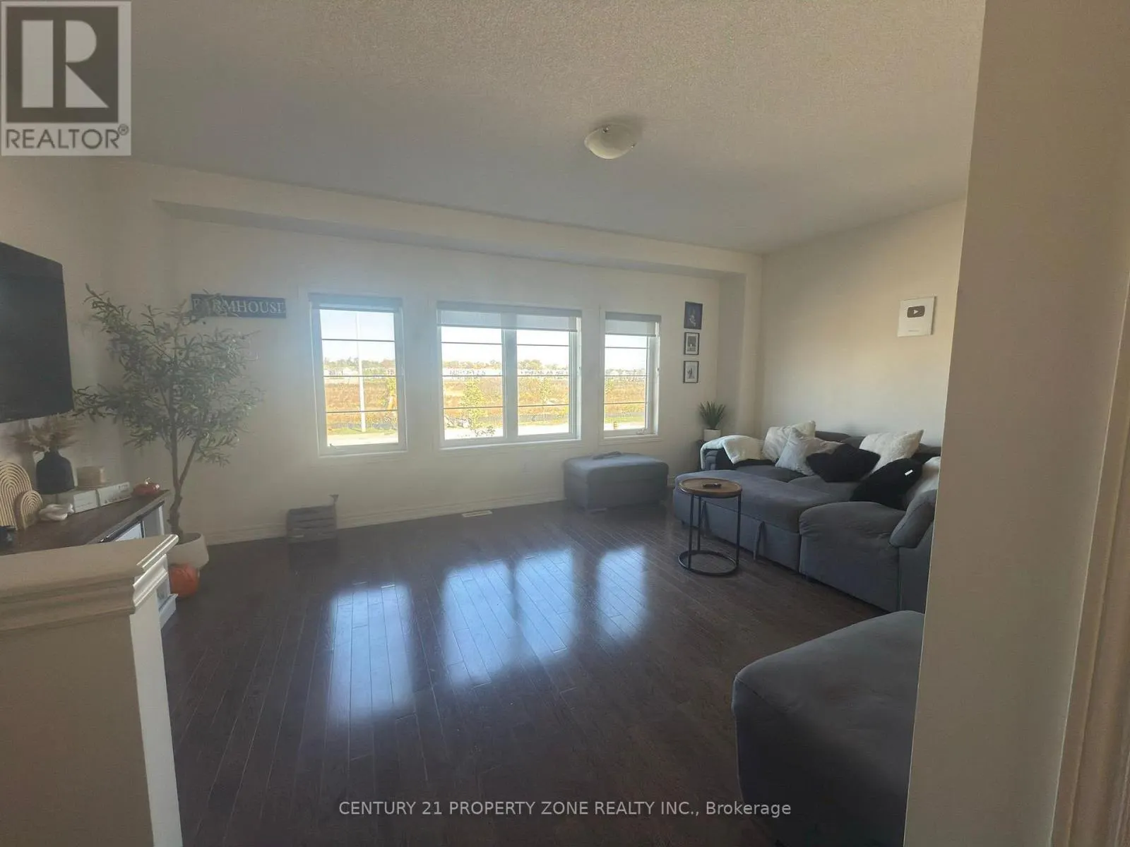 152 FRUITVALE CIRCLE