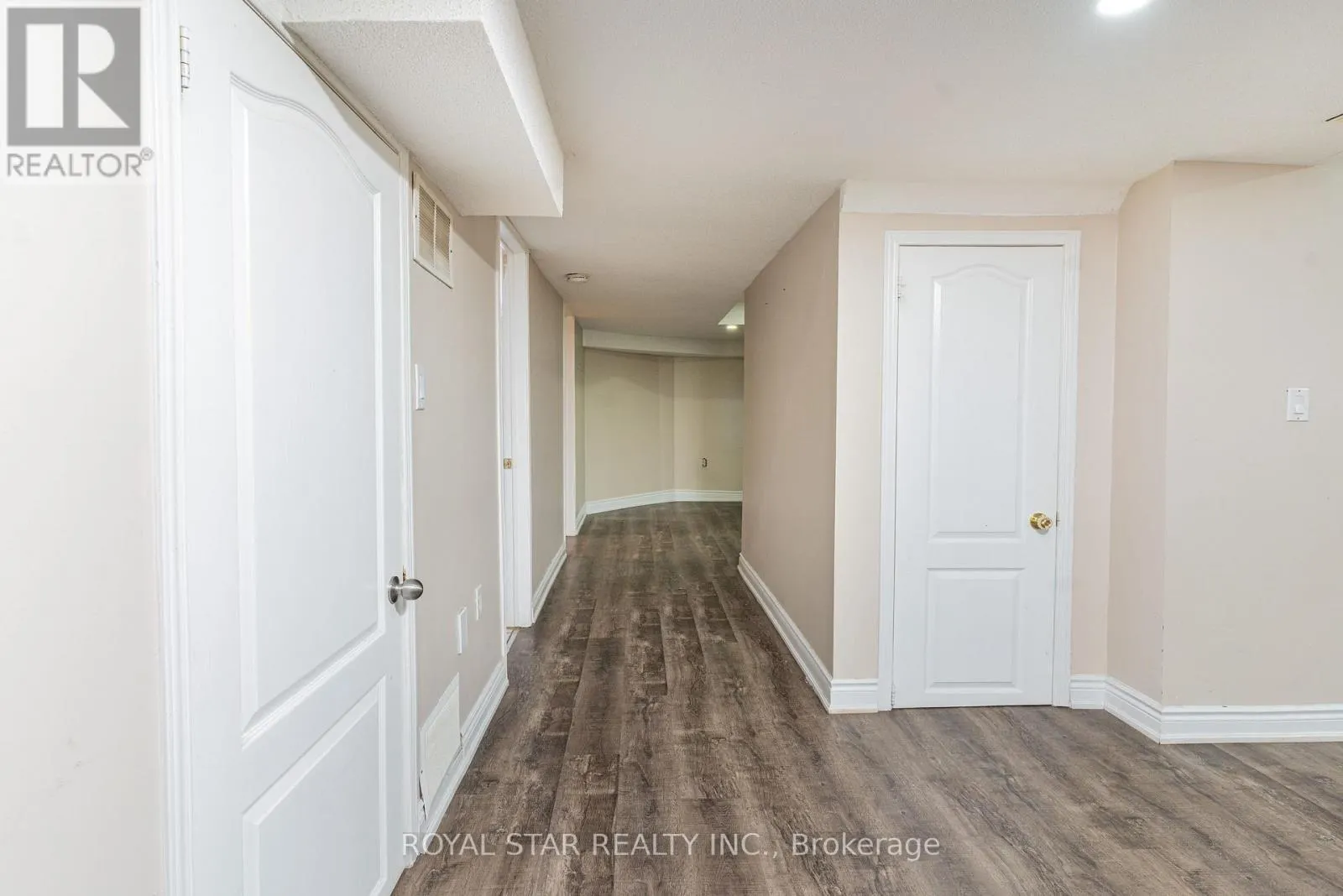 22 LIVINGSTON DRIVE