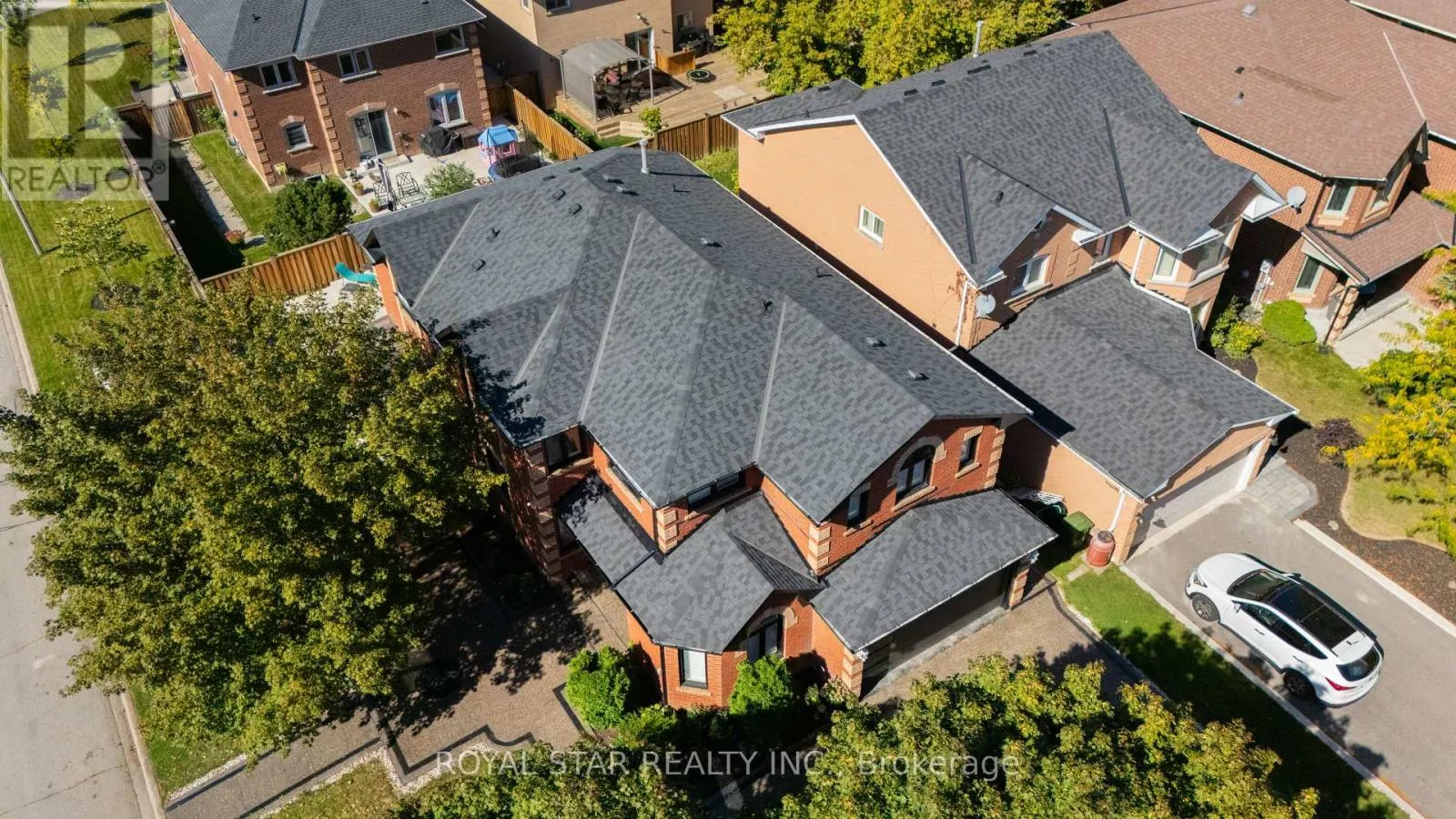 22 LIVINGSTON DRIVE