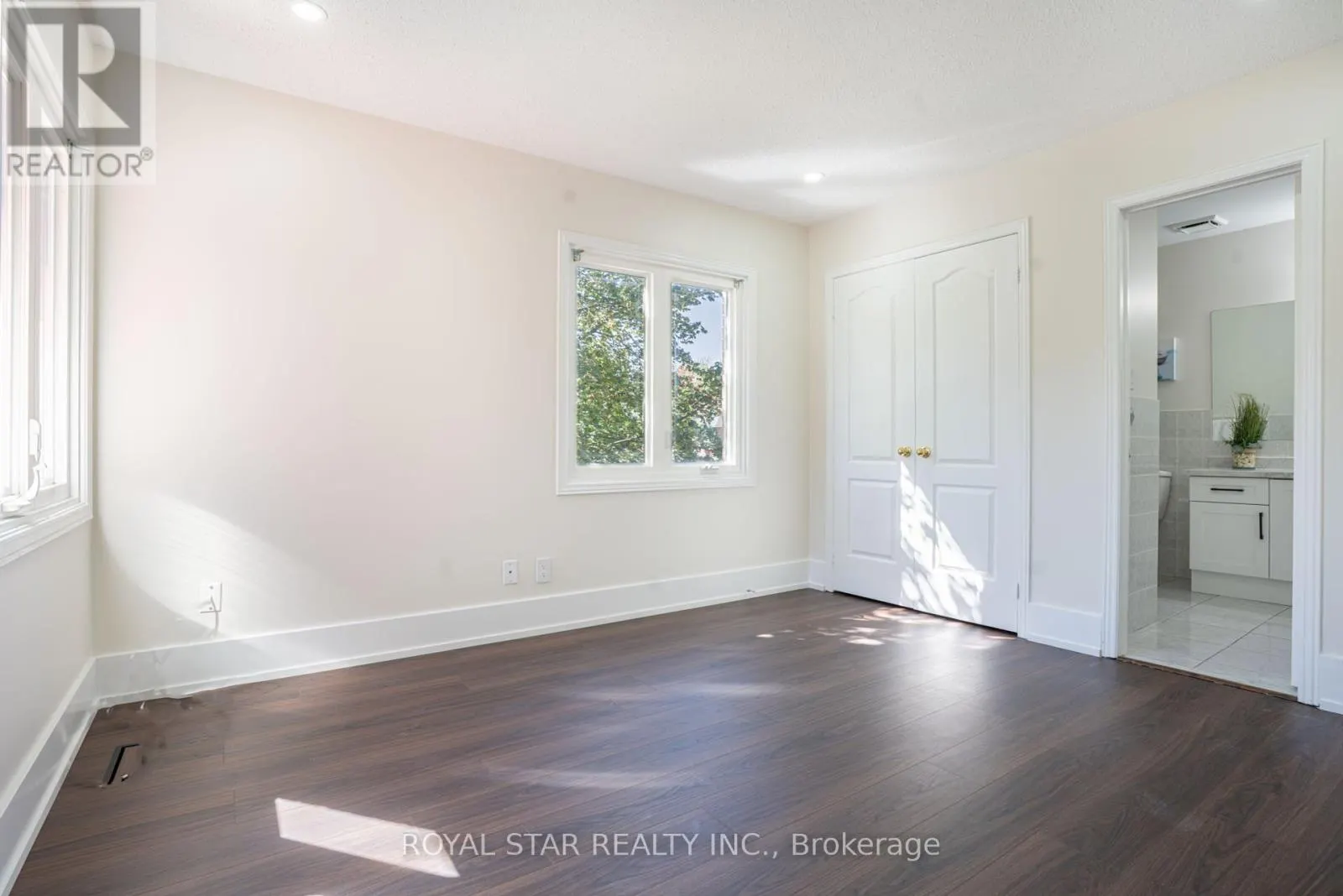 22 LIVINGSTON DRIVE