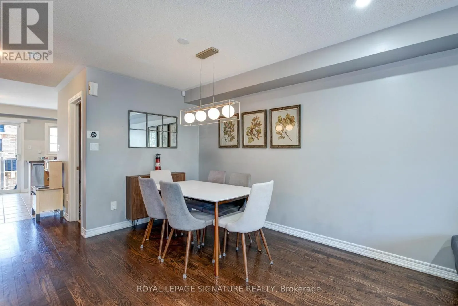59 BIRDSTONE CRESCENT