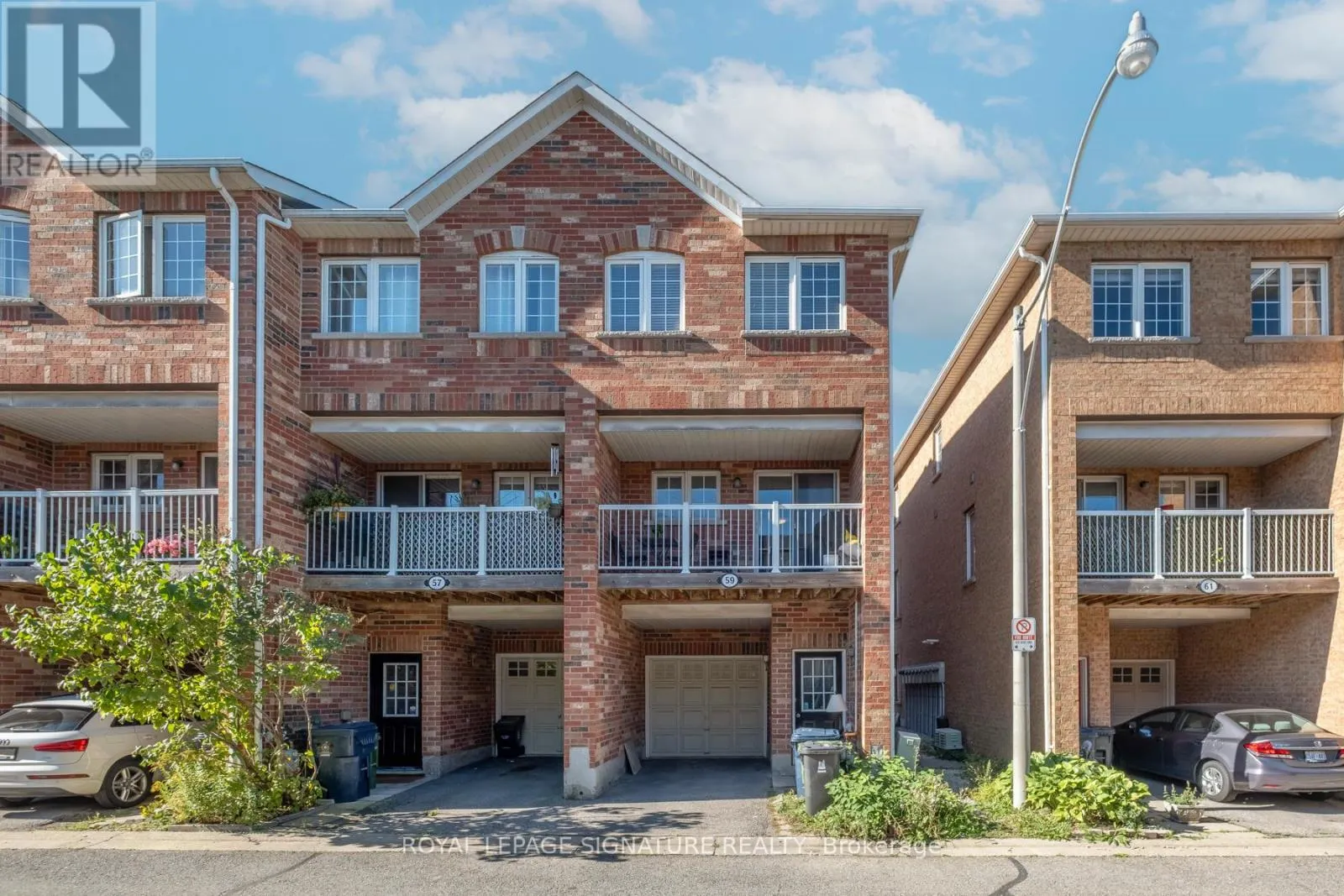 59 BIRDSTONE CRESCENT