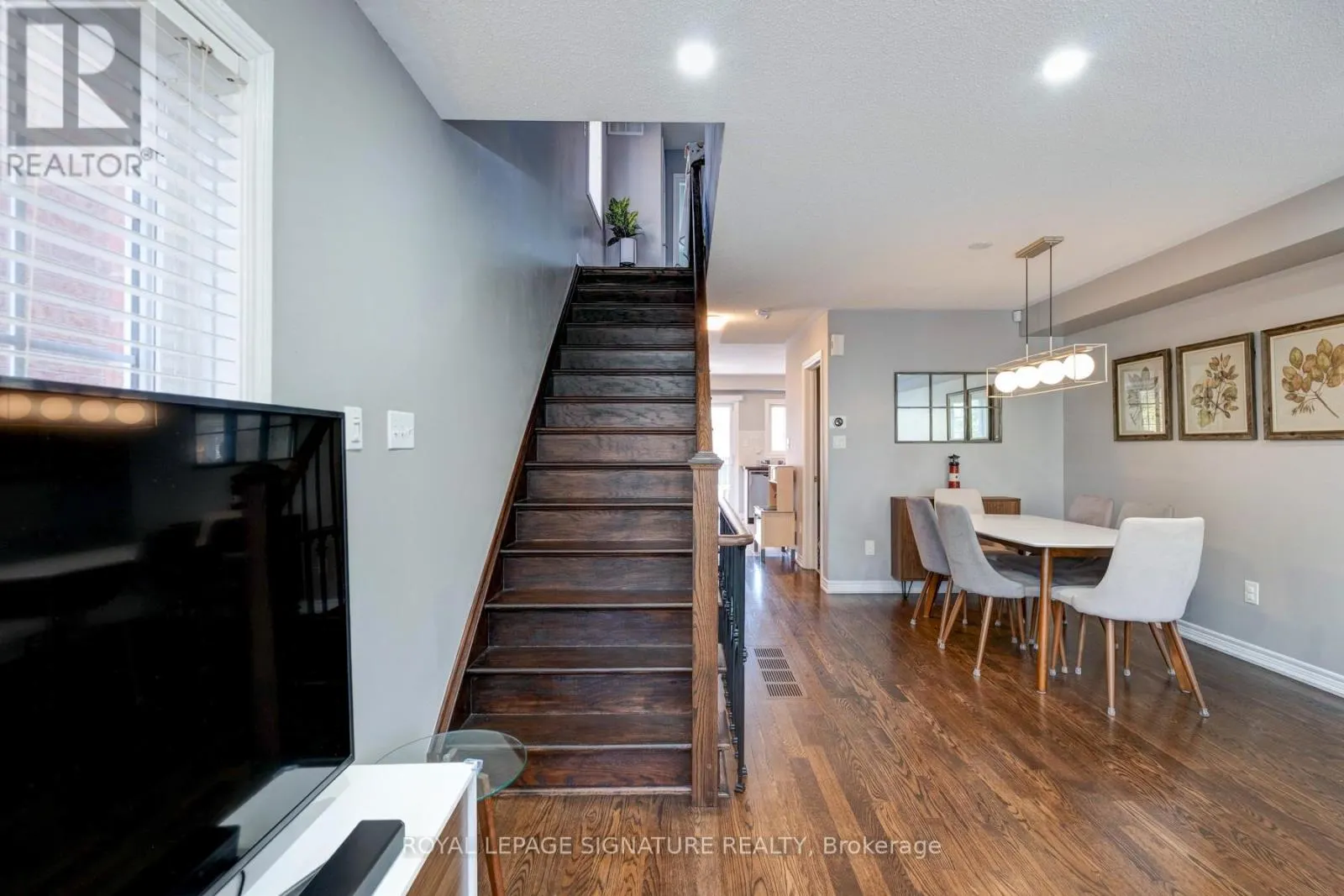 59 BIRDSTONE CRESCENT