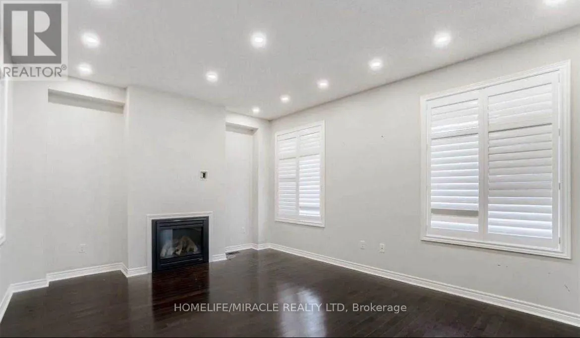 144 GEORGE ROBINSON DRIVE