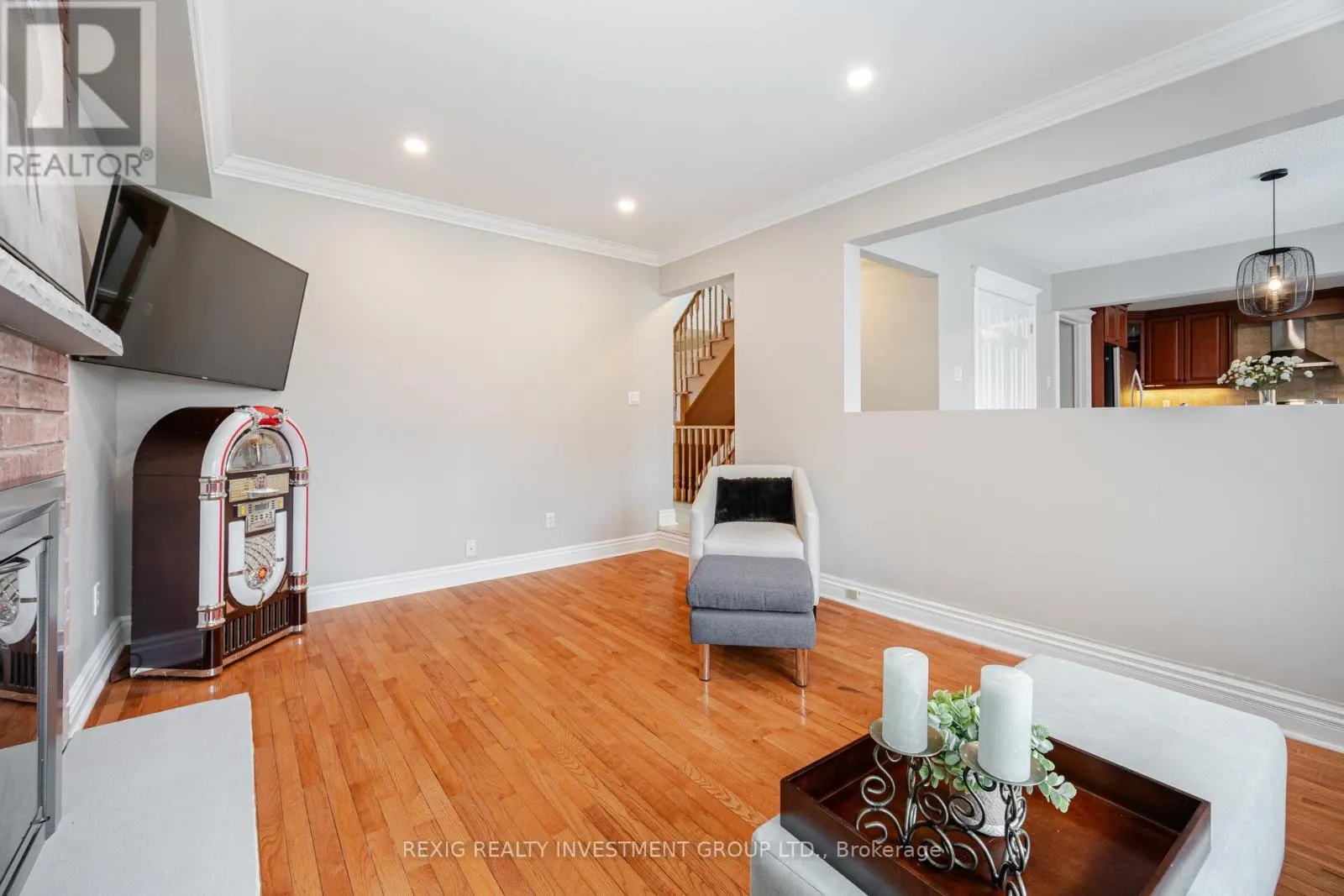 66 SETTLER COURT