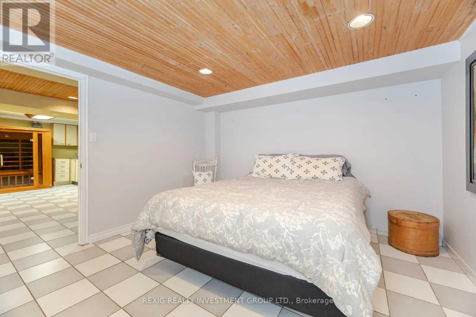 66 SETTLER COURT