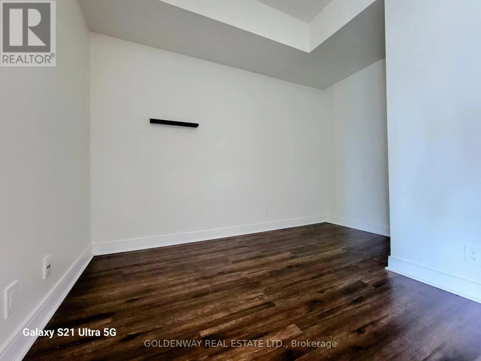 1302 - 60 ABSOLUTE AVENUE