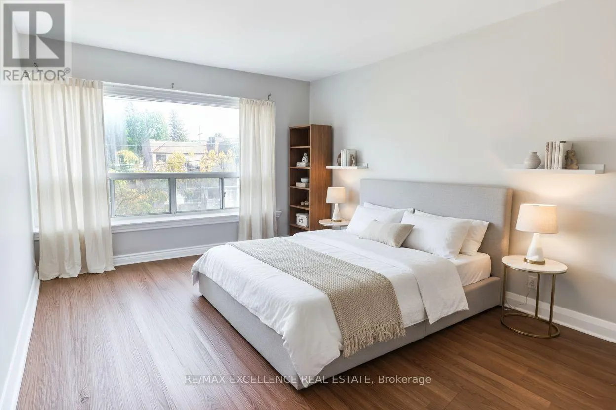 2436 LAKE SHORE BOULEVARD W
