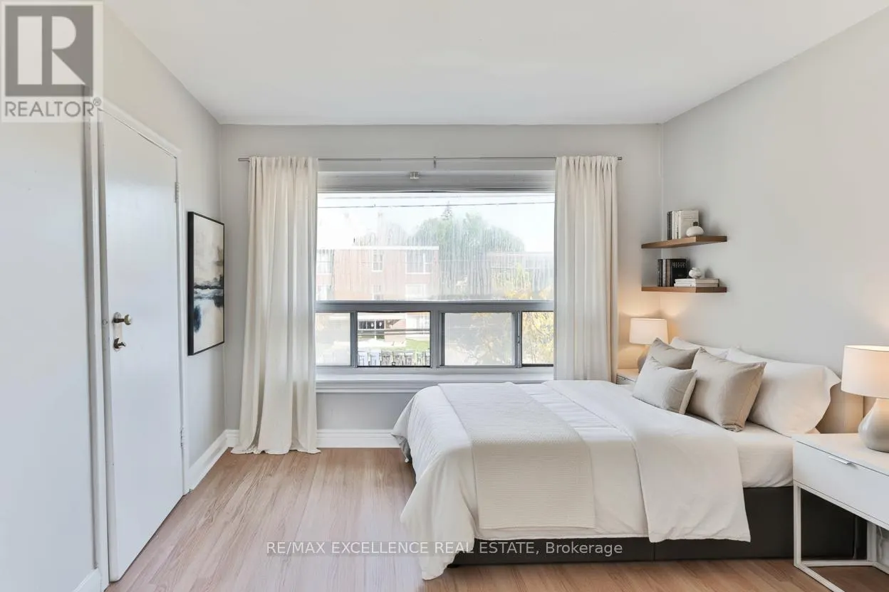 2436 LAKE SHORE BOULEVARD W