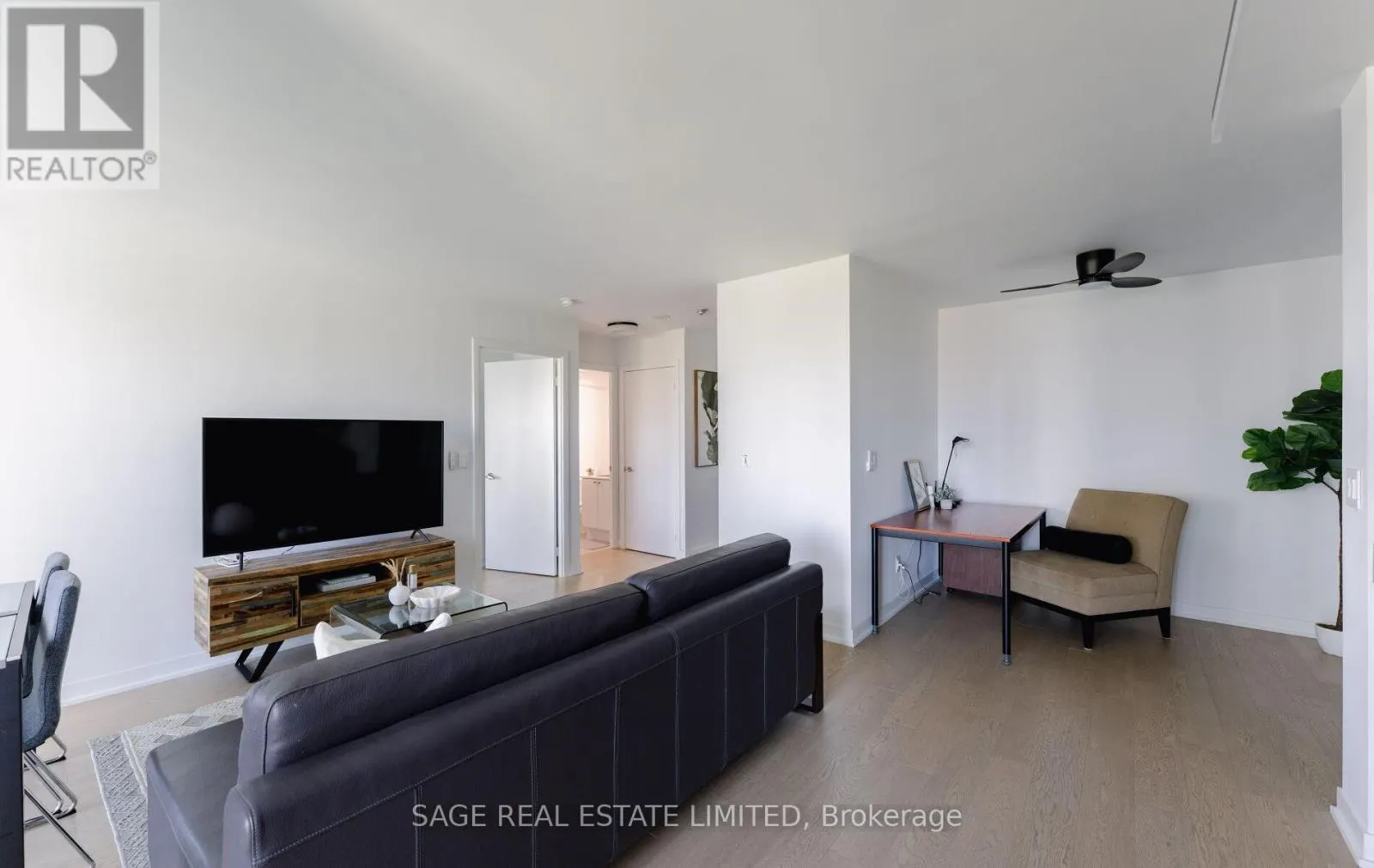 1202 - 155 LEGION ROAD N