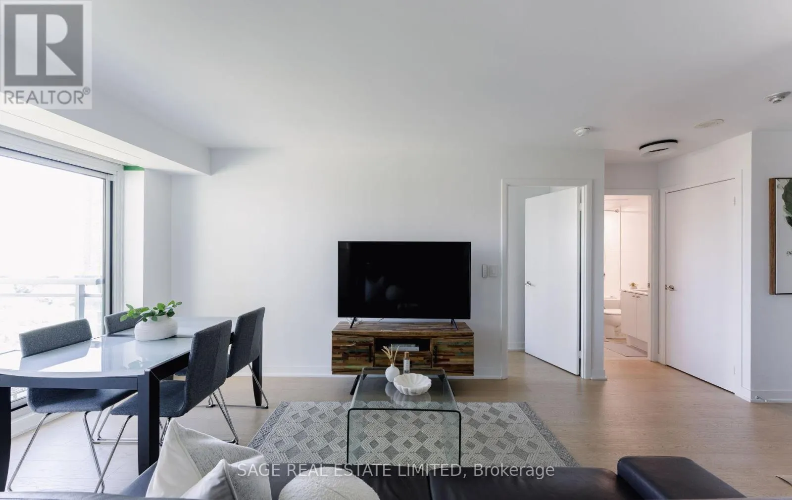 1202 - 155 LEGION ROAD N