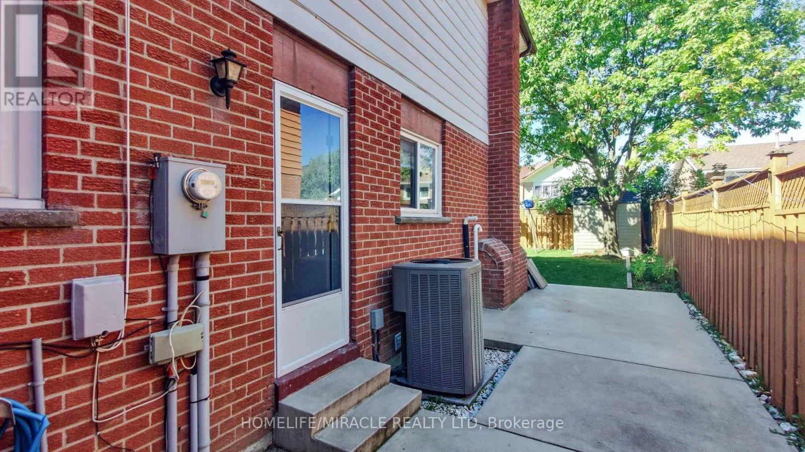 64 RADFORD DRIVE