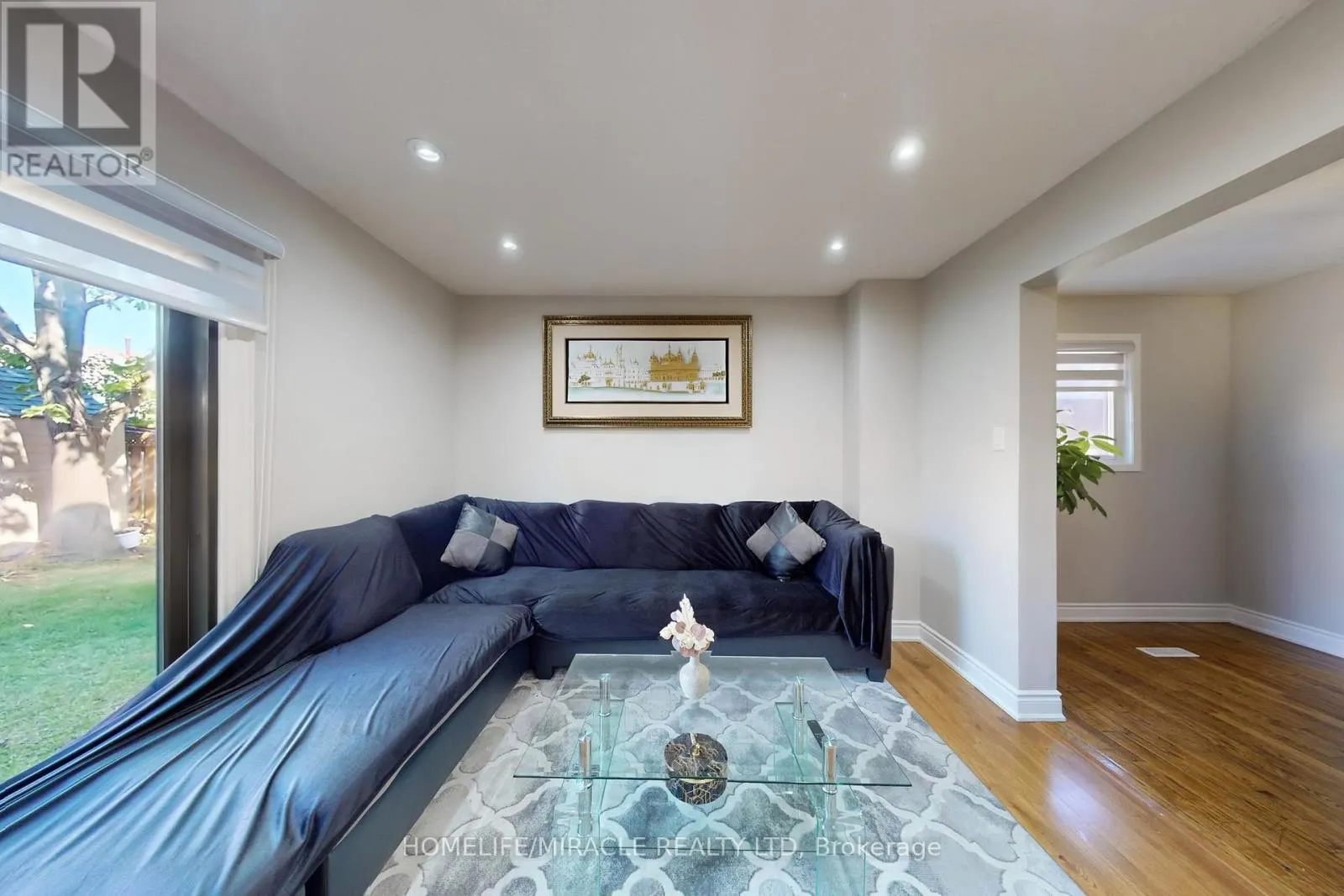 64 RADFORD DRIVE