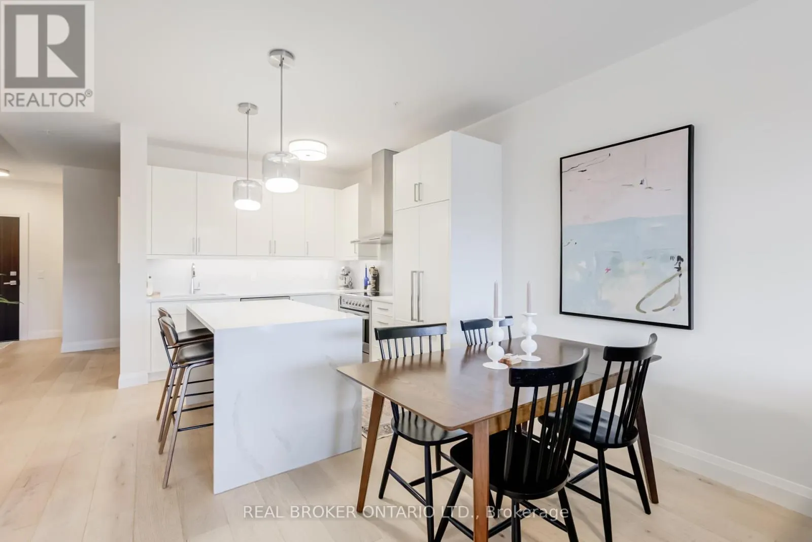 205 - 500 BROCK AVENUE