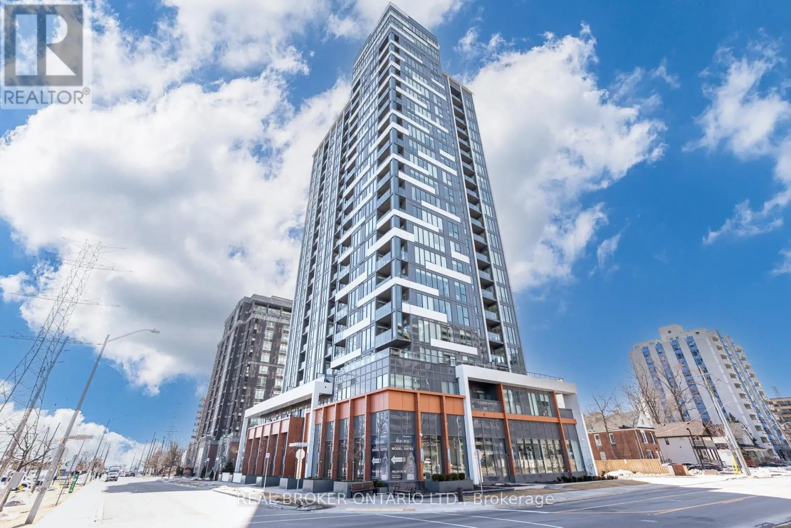 205 - 500 BROCK AVENUE