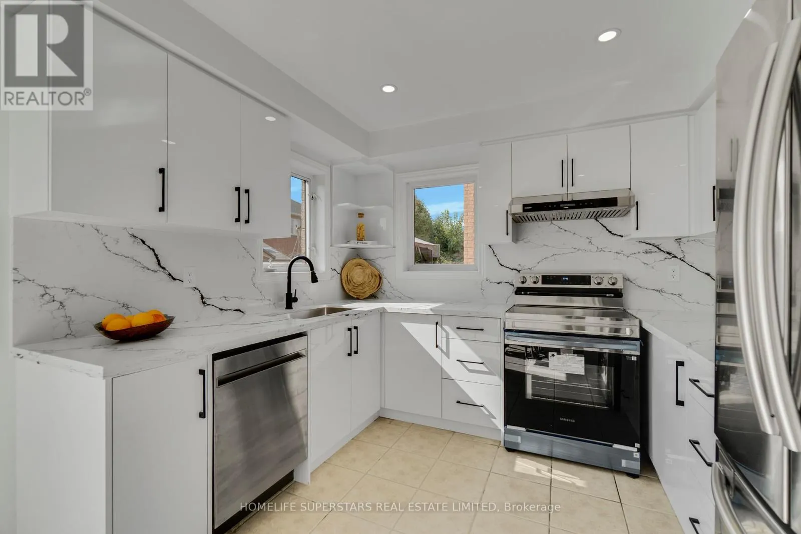 10 ORCHID DRIVE