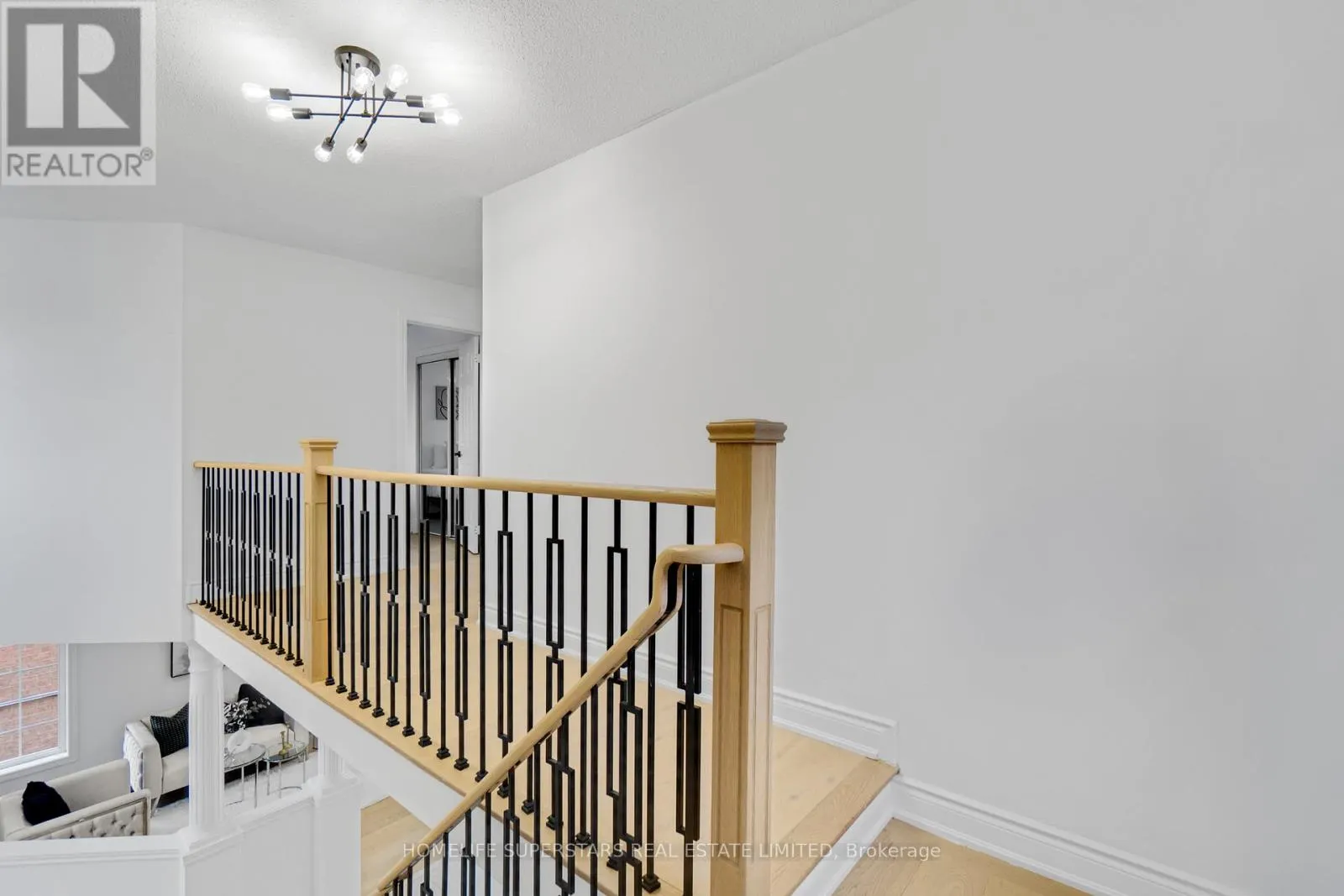 10 ORCHID DRIVE
