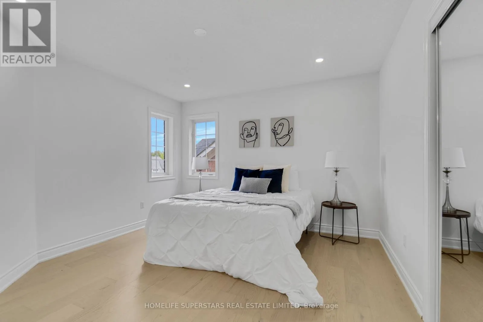 10 ORCHID DRIVE