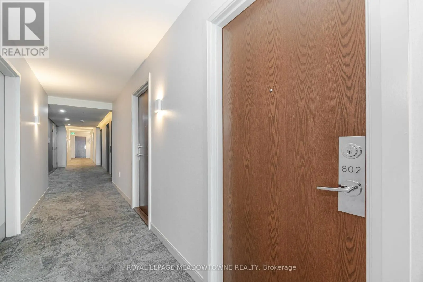 802 - 2560 EGLINTON AVENUE W