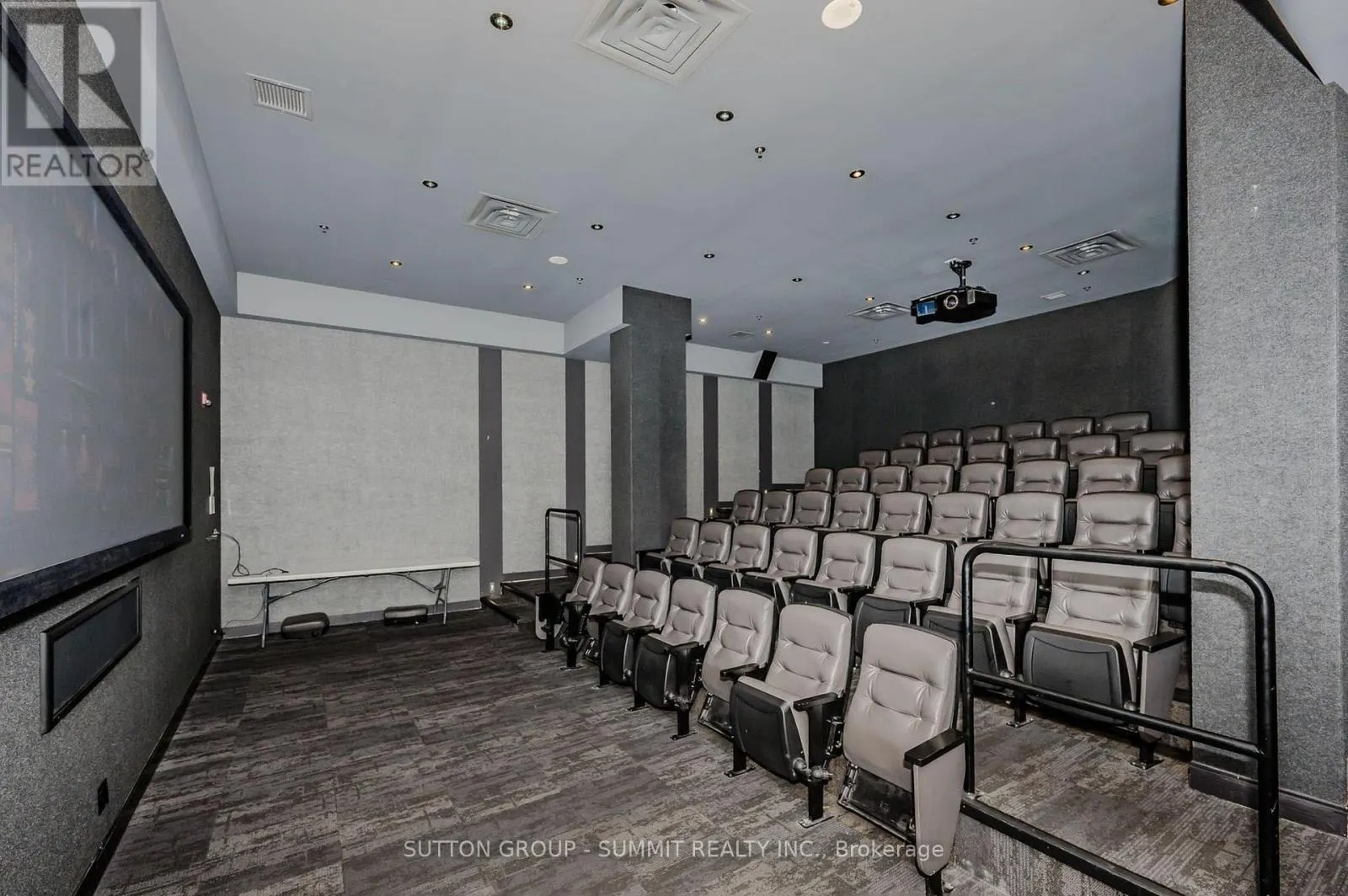 1202 - 80 ABSOLUTE AVENUE