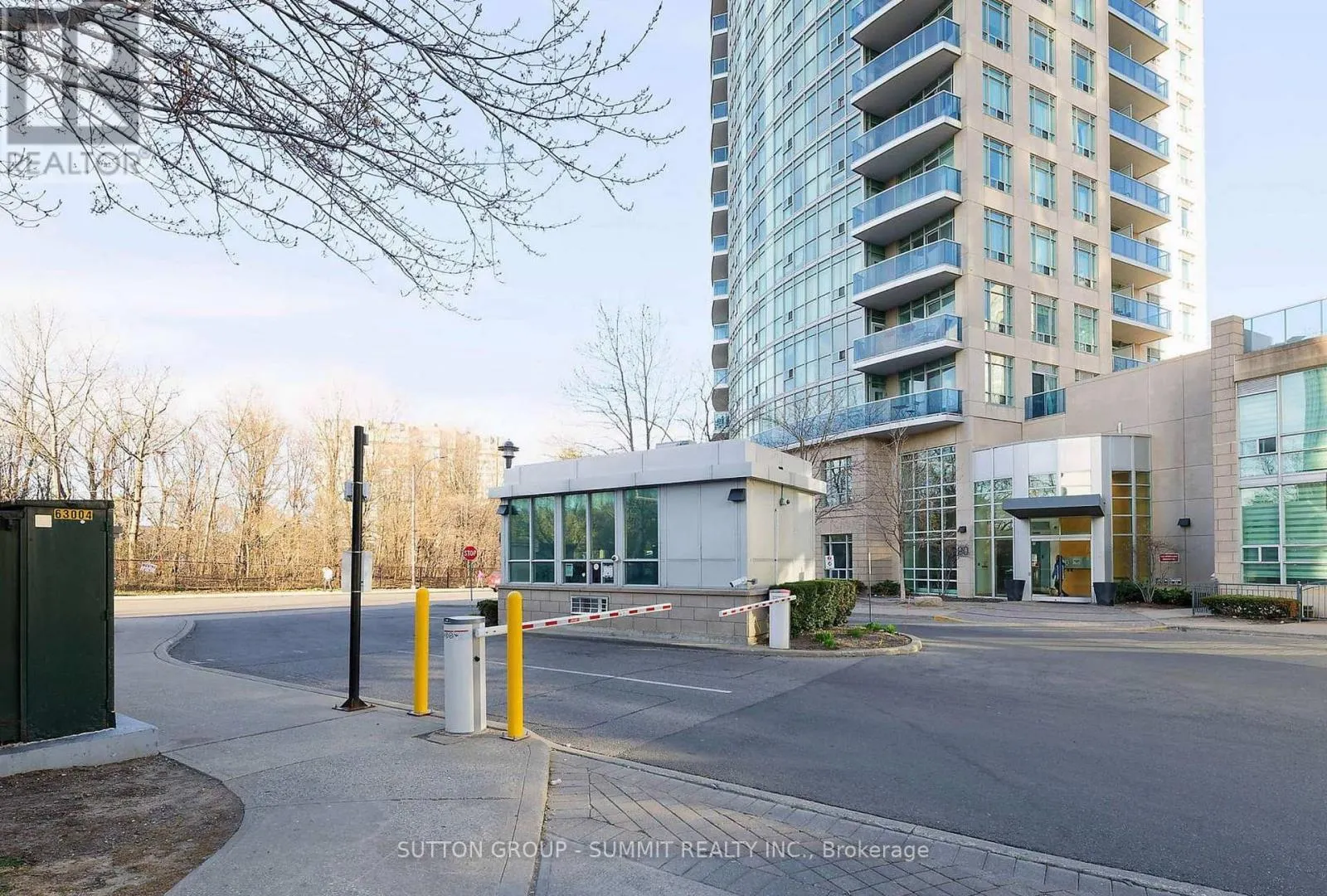1202 - 80 ABSOLUTE AVENUE
