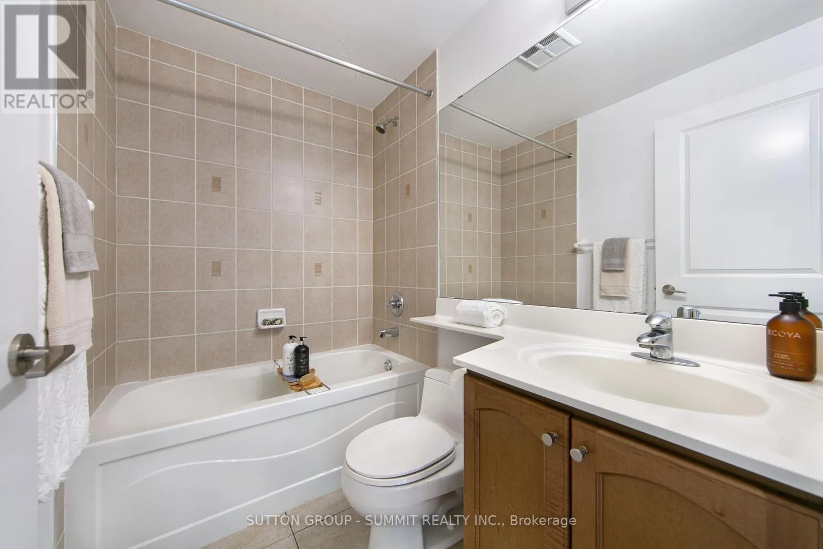 1202 - 80 ABSOLUTE AVENUE