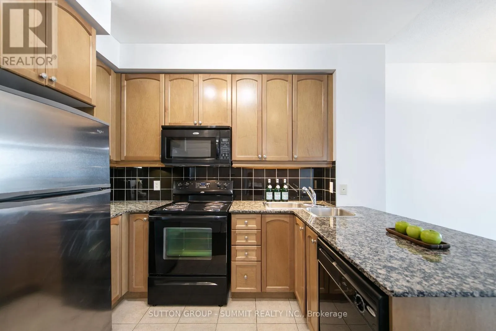 1202 - 80 ABSOLUTE AVENUE