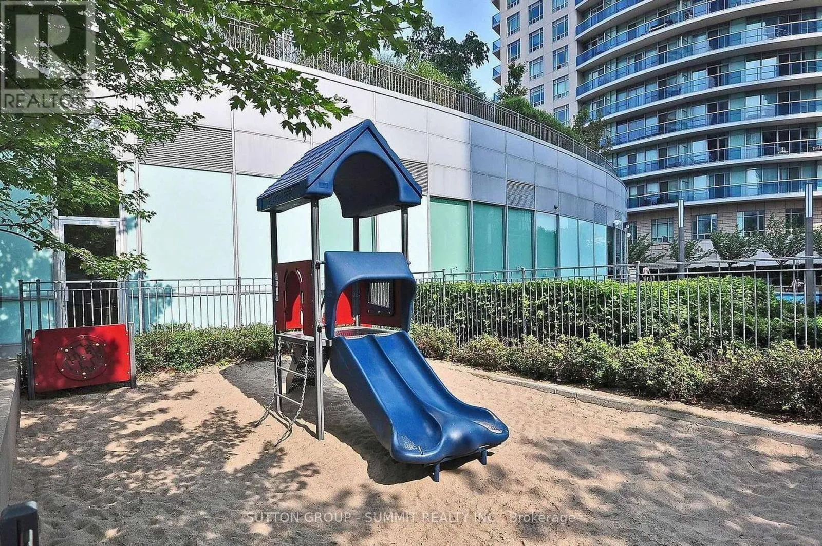 1202 - 80 ABSOLUTE AVENUE