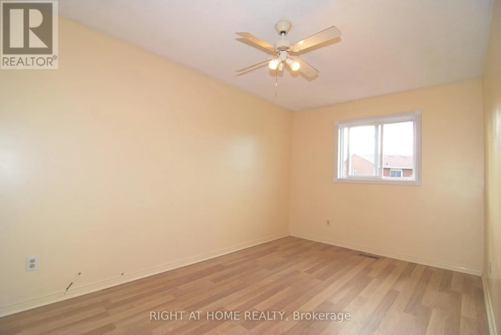158 TOBA CRESCENT