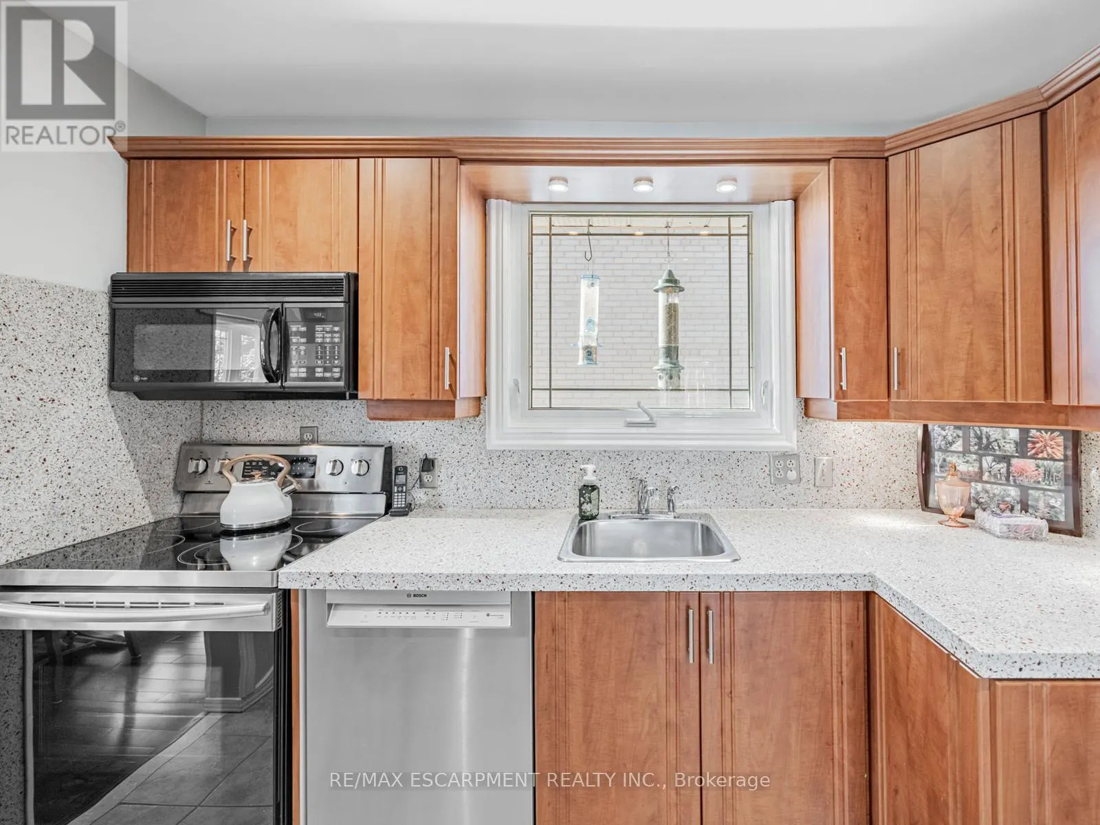 1483 KARENZA ROAD