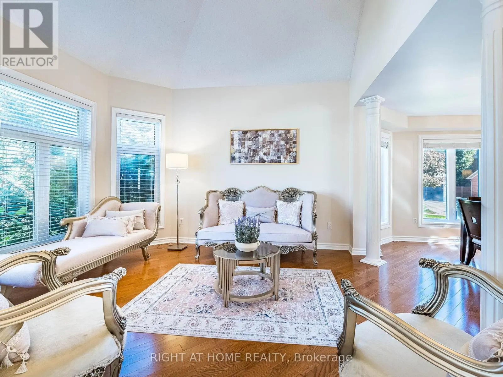2204 CARPENTERS CIRCLE