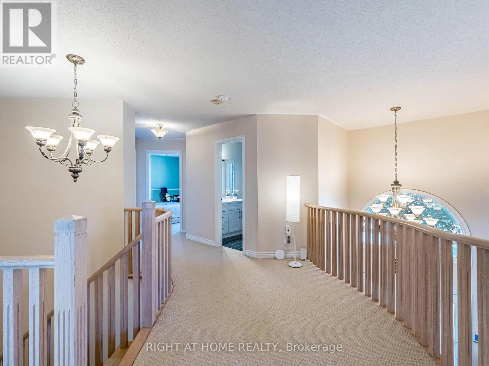 2204 CARPENTERS CIRCLE